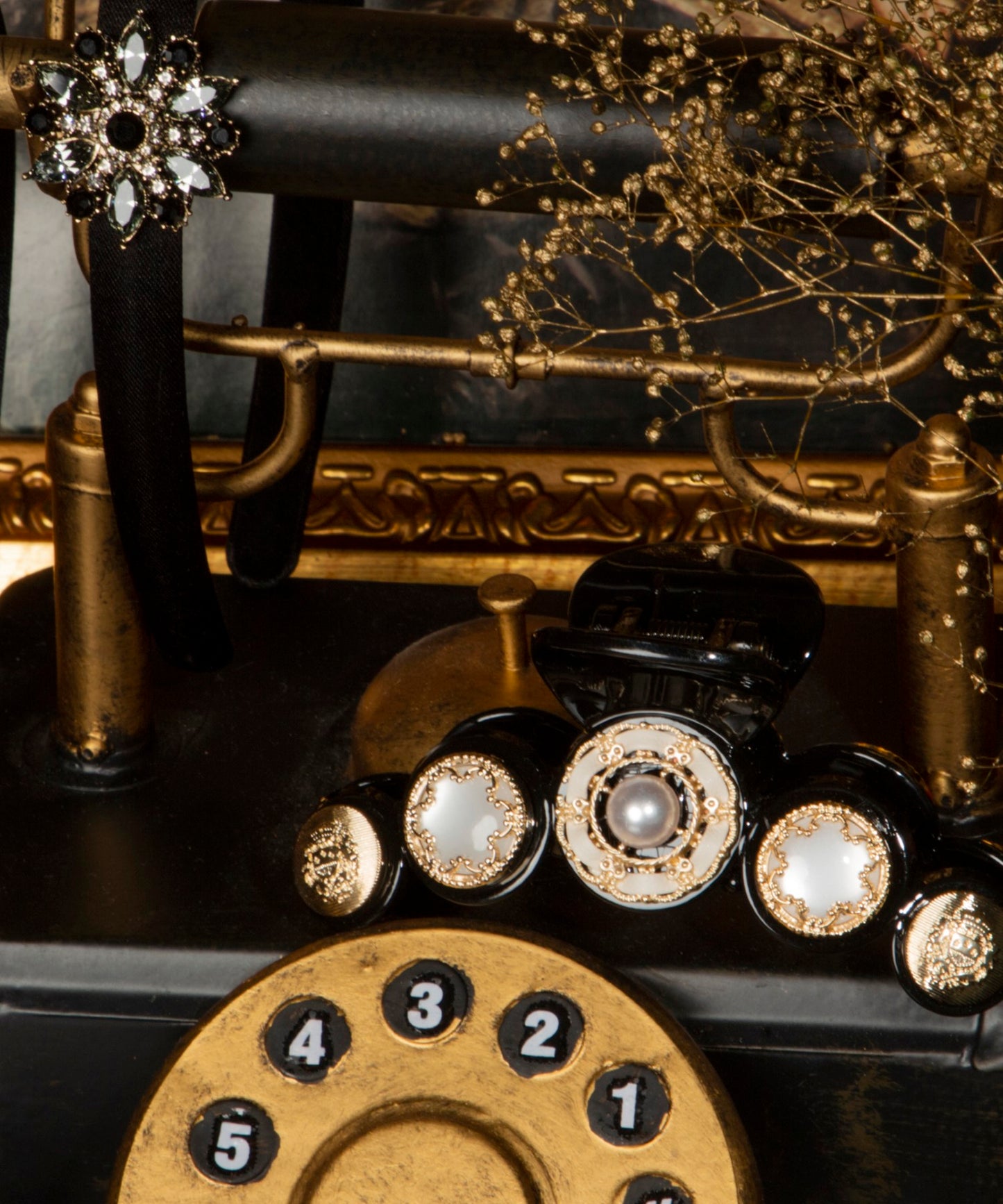 Luna Hair Claw レザー パール ルナ ヘアクロー ヘアクリップ