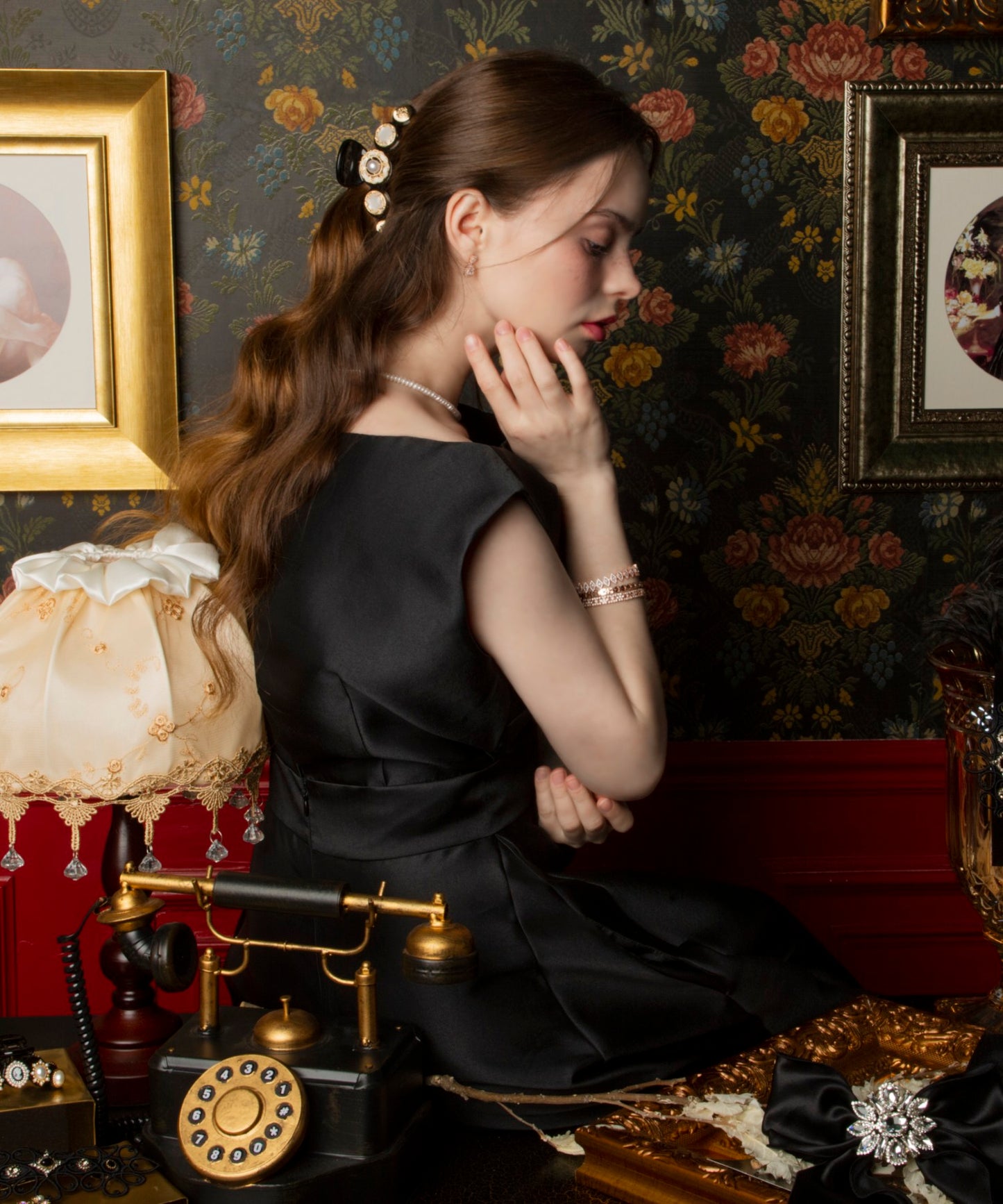 Luna Hair Claw レザー パール ルナ ヘアクロー ヘアクリップ