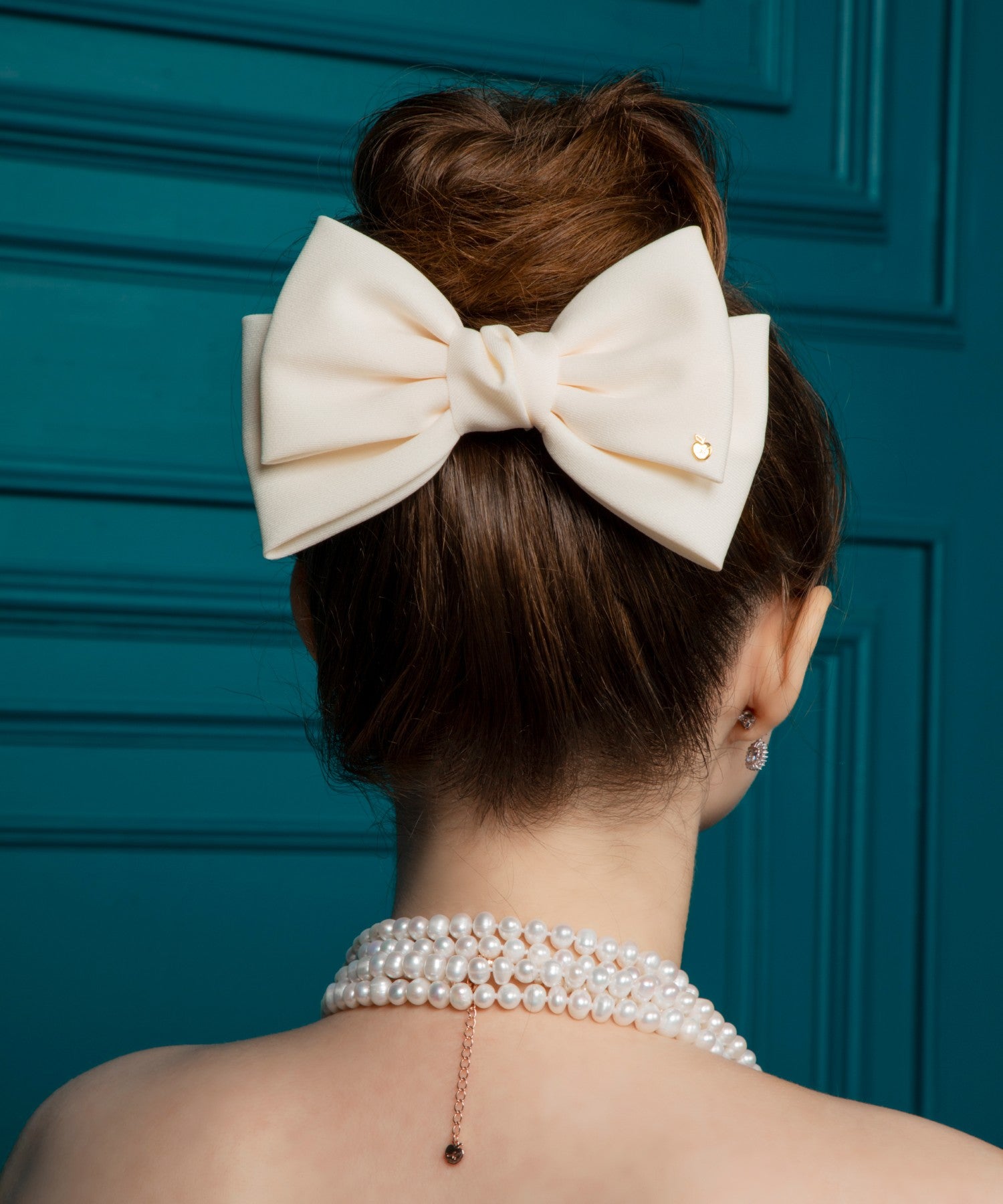 ヘアアクセサリー MADISONBLUE RIBBON BARRETTA イラリア ビッグリボン バレッタ | Mela Bianca（メラビアンカ
