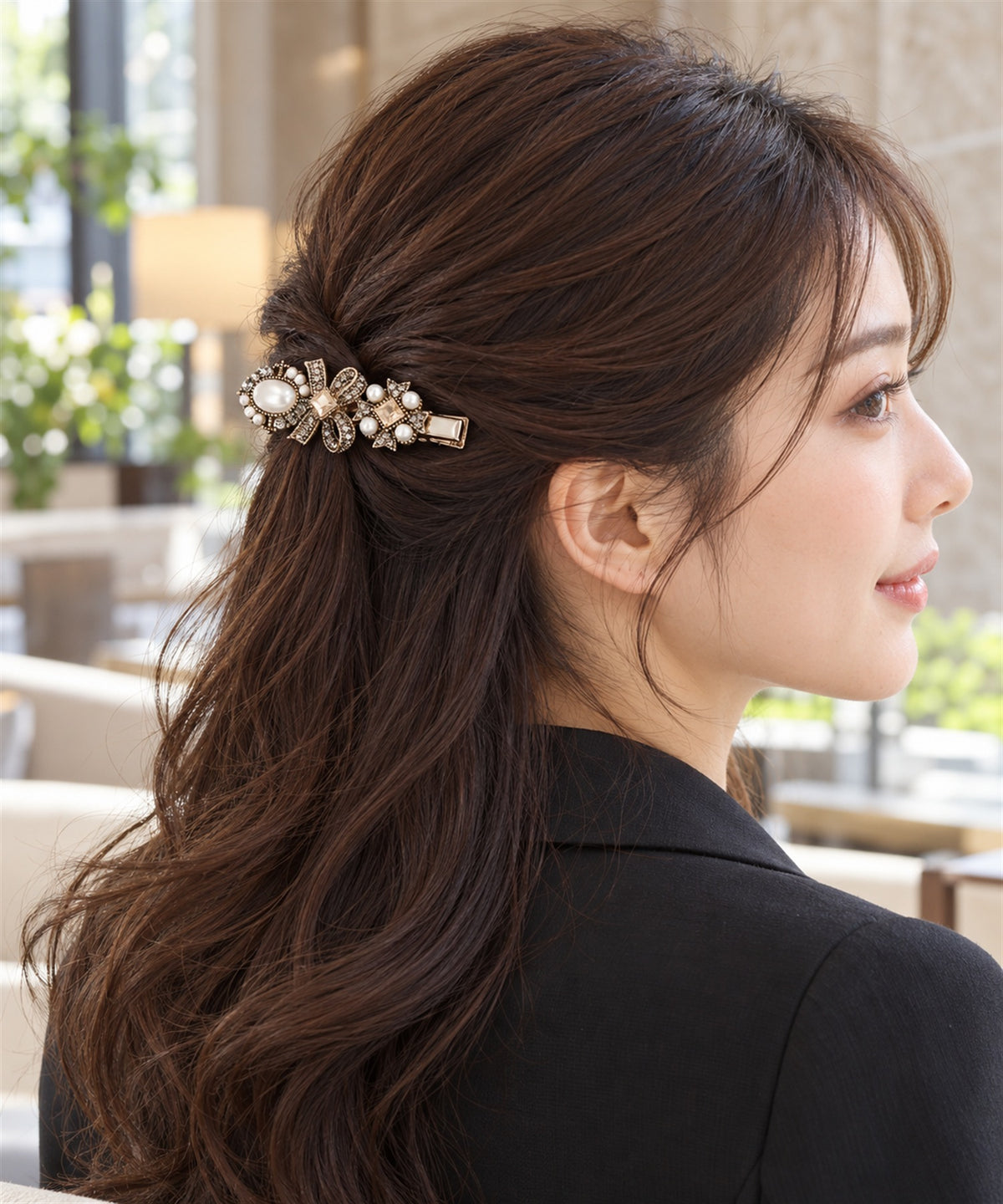 Carina ヘアピン シャンパン 髪に留めた着用イメージ